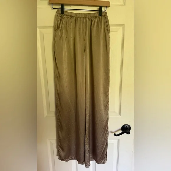 Richer Poorer XS silk satin wide leg pants in warm gray - Picture 5 of 6
